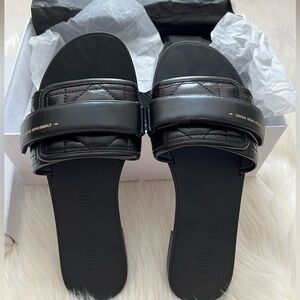 Christian Dior Diorevolution Slides 41